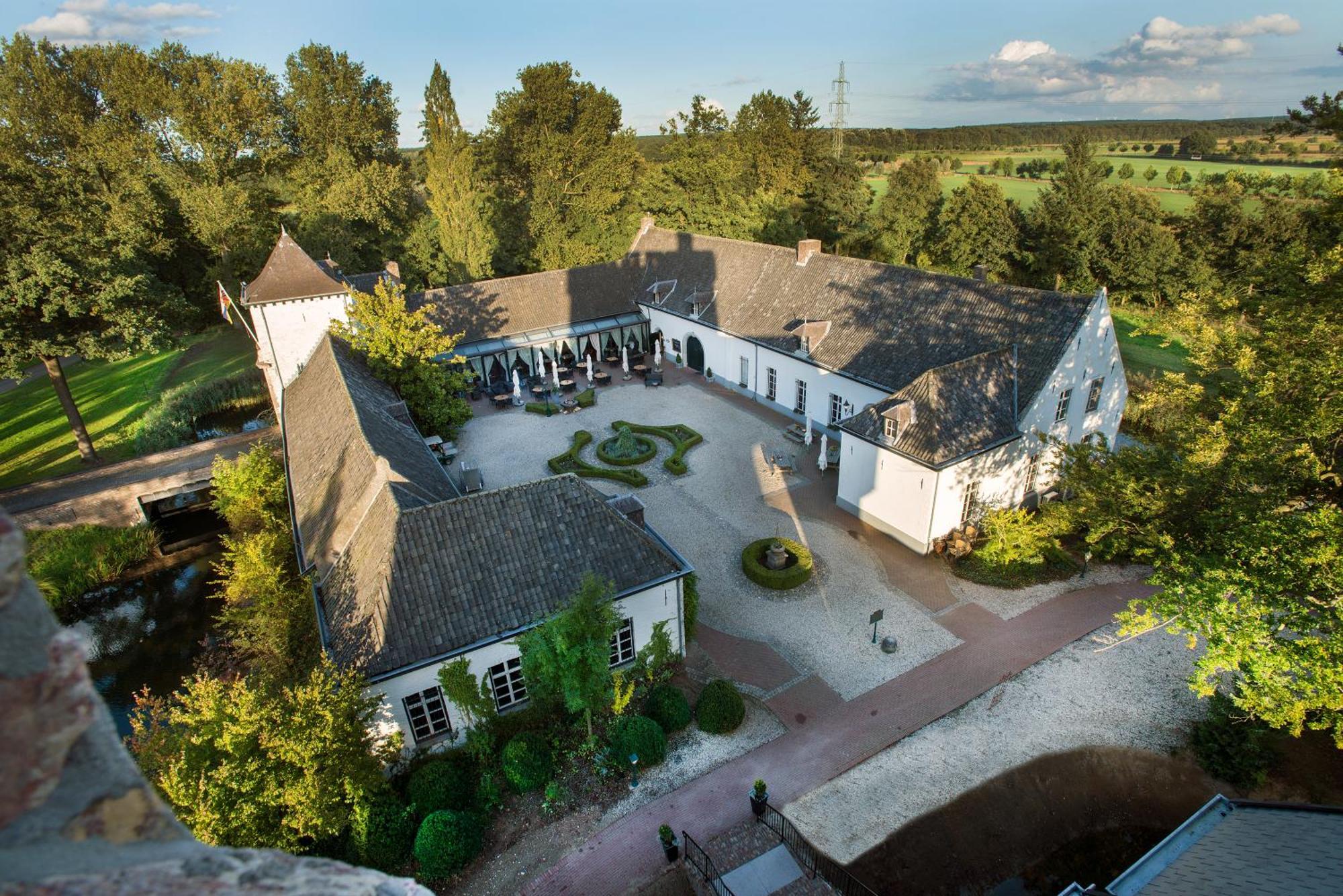 Romantik Hotel Kasteel Daelenbroeck Херкенбош Екстериор снимка