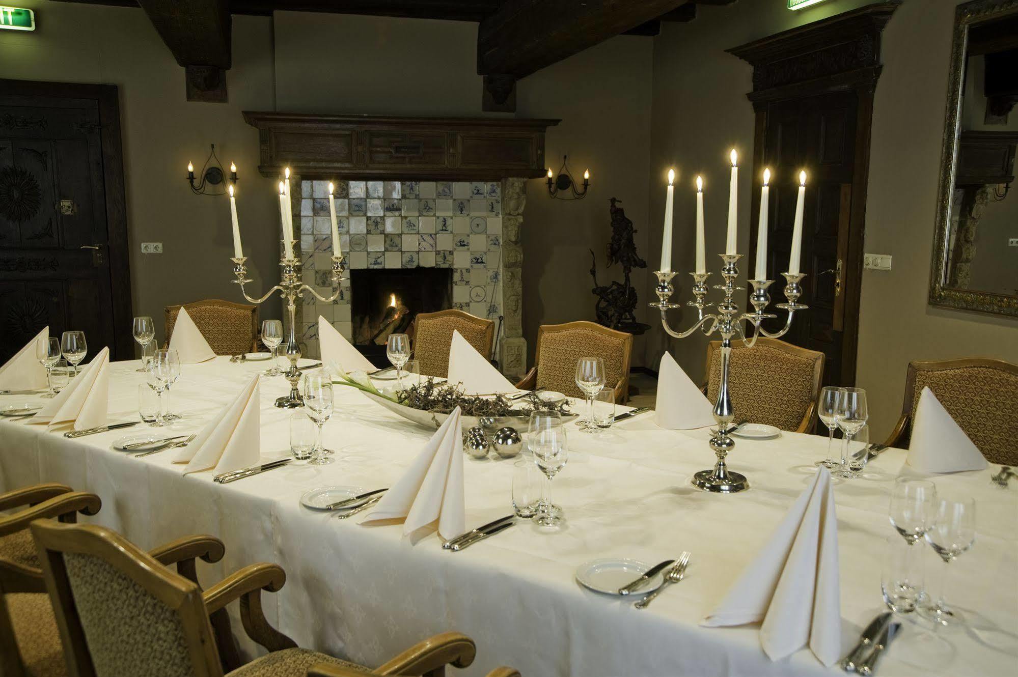 Romantik Hotel Kasteel Daelenbroeck Херкенбош Екстериор снимка